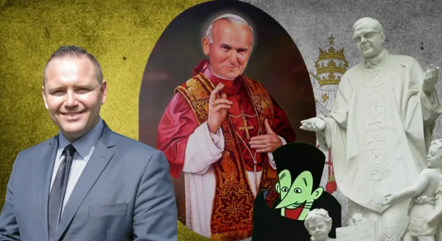 Mężczyzna w garniturze, portret Jana Pawła II, rzeźba papieża i postać z kreskówki. Znaczenie imienia Paweł jest tu symboliczne.