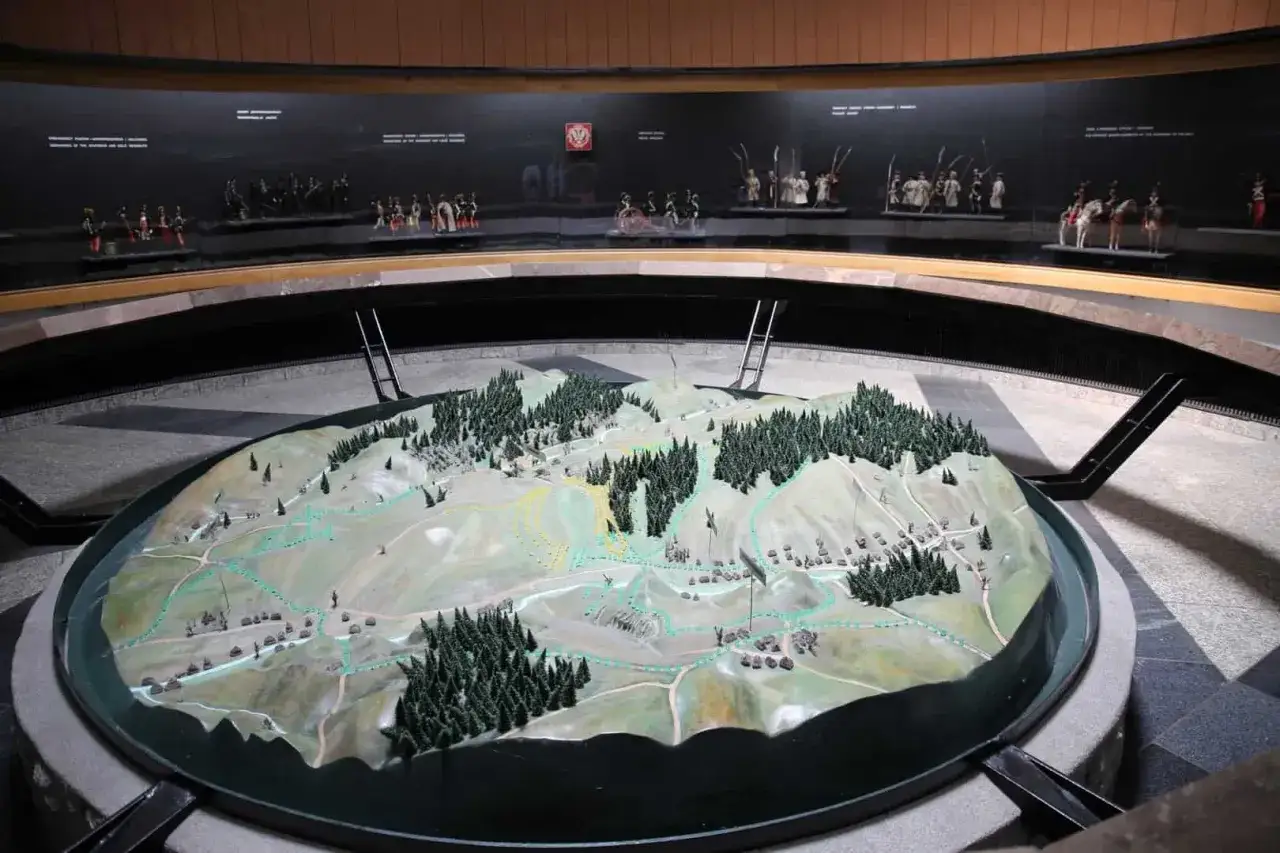 Model terenu bitwy pod Racławicami, który namalował Jan Styka i Wojciech Kossak.